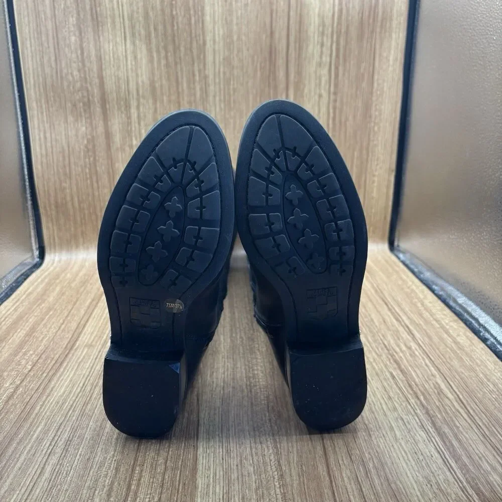 Vince Camuto vince camuto